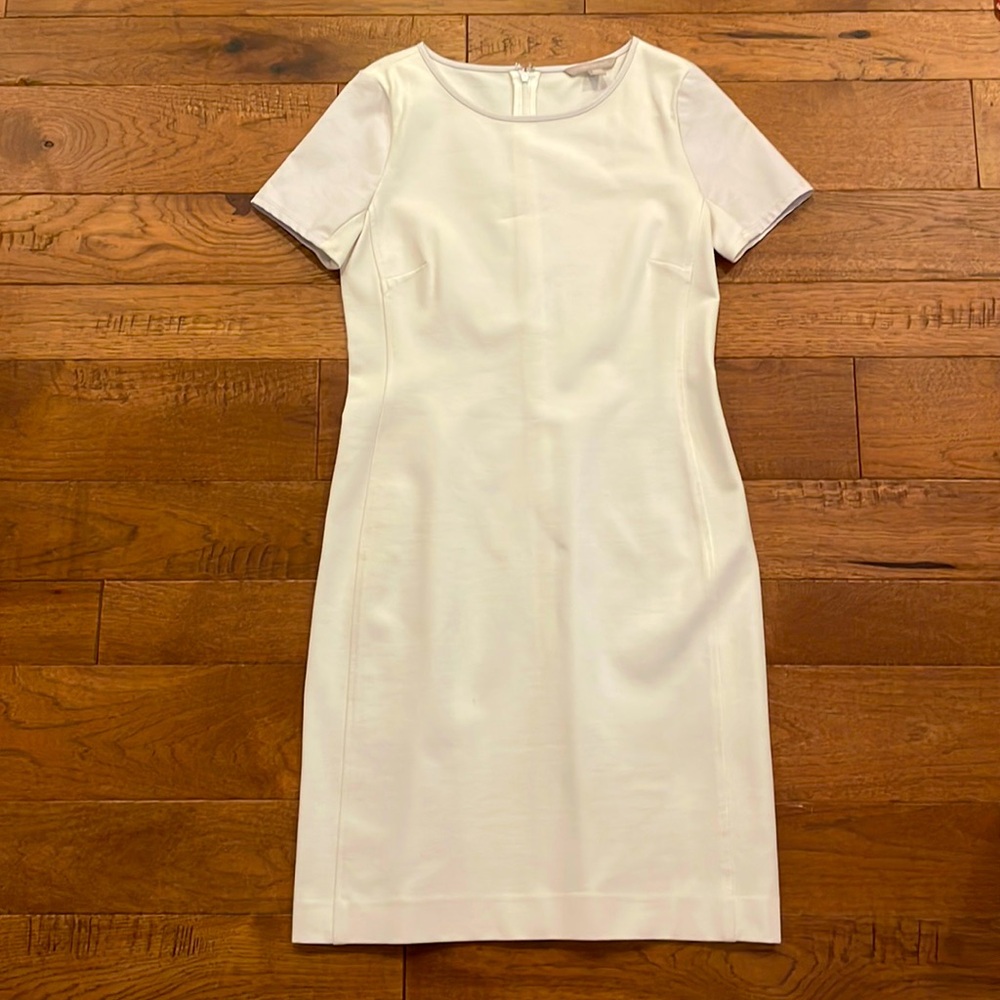 Banana Republic Cream Short Sleeve Sheath Dress